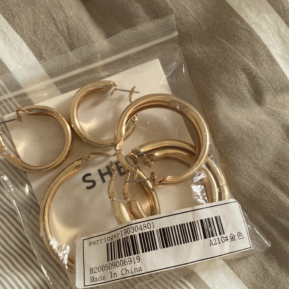 Gold hoops from shein NEVER USED